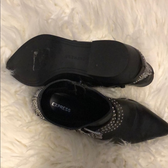 Booties - Picture 4 of 4